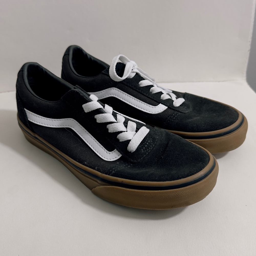 Vans Brooklyn Coffee Brown Suede Sneakers with Bubblegum Sole